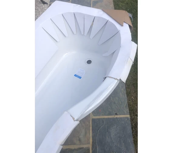 Nuie P-Shaped 1500mm Right Hand White Shower Bath - Ex Display 2 Nuie P-Shaped 1500mm Right Hand White Shower Bath - Ex Display - Image 2